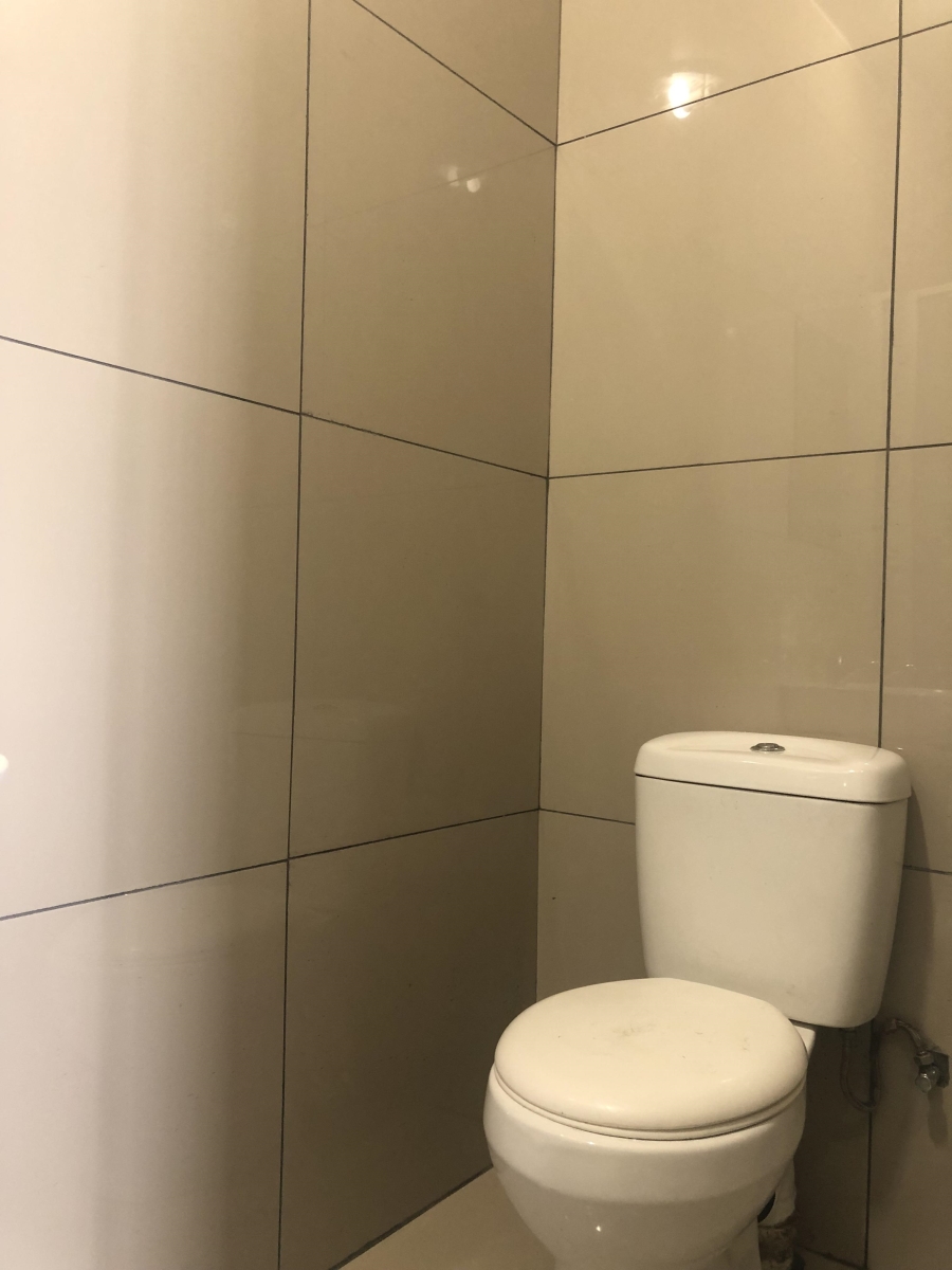 To Let 2 Bedroom Property for Rent in Burgundy Estate Western Cape